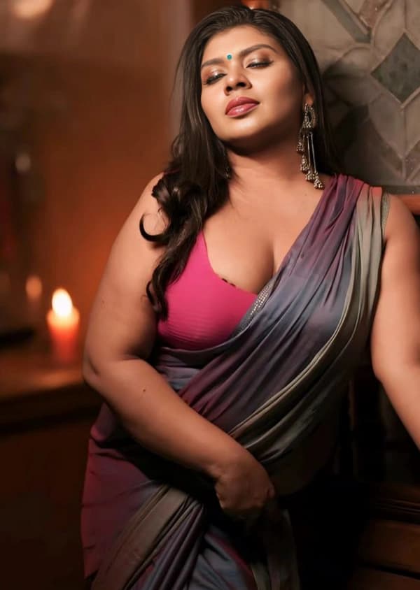 Featured image for Magazine Model Soumy AKA soul___of___danseuse AKA nandana_krishna Exclusive Video Showing her Boobs and Pussy Fingering🥵🔥