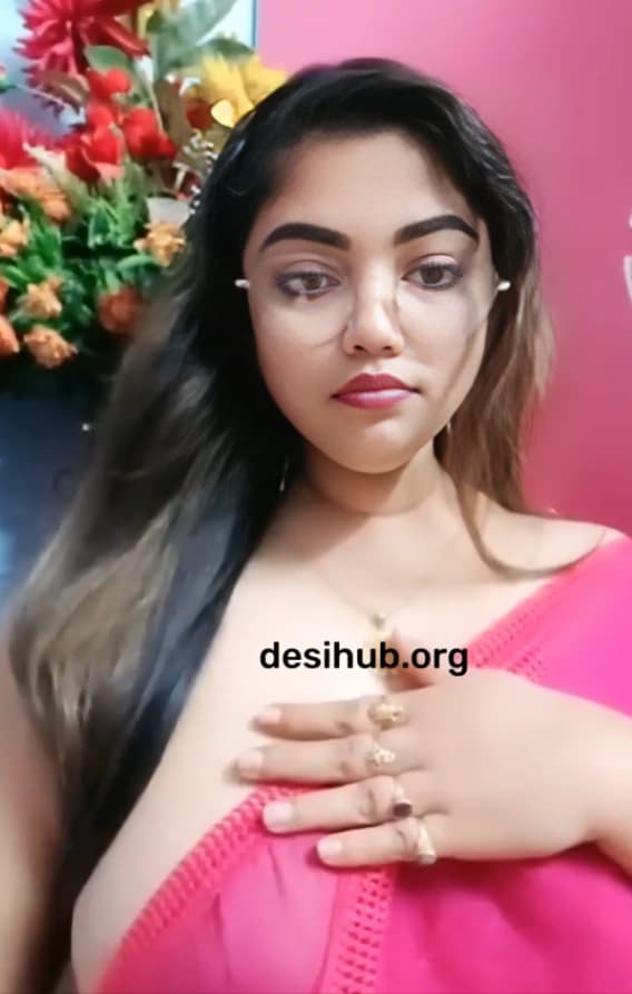 Featured image for Flash Big Boobs on Tango Show