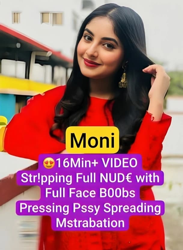 Featured image for Tiktoker Moni Chamet Goes Fully Nude, Spreads Pussy & Presses Boobs Live On Camera