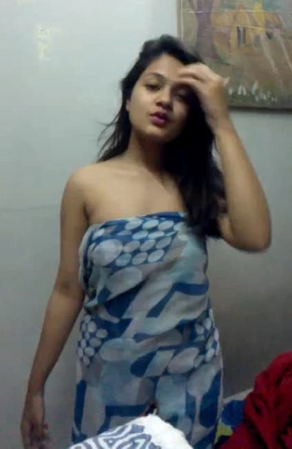 Featured image for Hot Dhaka Instagram Influencer Stripping Fully Nude in Leaked XXX Video