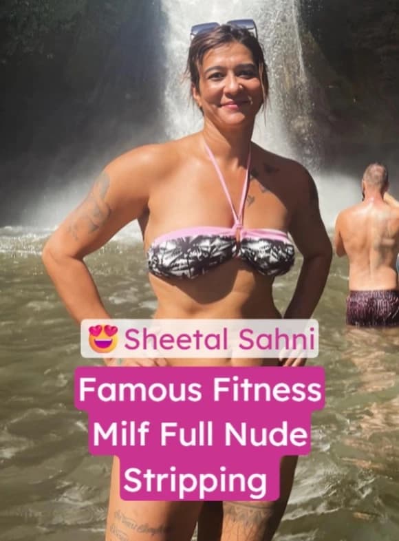 Featured image for Sheetal Sahni Strips Naked Shows Asshole & Wet Pussy