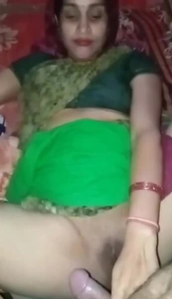 Featured image for 🤯Desi Bhabhi Affair 4 Videos Face Fucking Taking her Panty off and Rubbing her Pussy Hottest Expressions 😍🔥