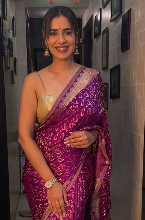 Featured image for 😍Beautiful Model and Insta Influencer Akshitaa Agnihotri Nude Hottest Expressions Showing her Boobs Lesbian Scene Private Live Bath Video Call🥵🔥