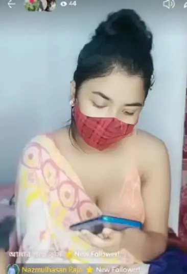 Featured image for Tango Girl Sathi Moni Live exposes big boobs and hot ass in tight dress