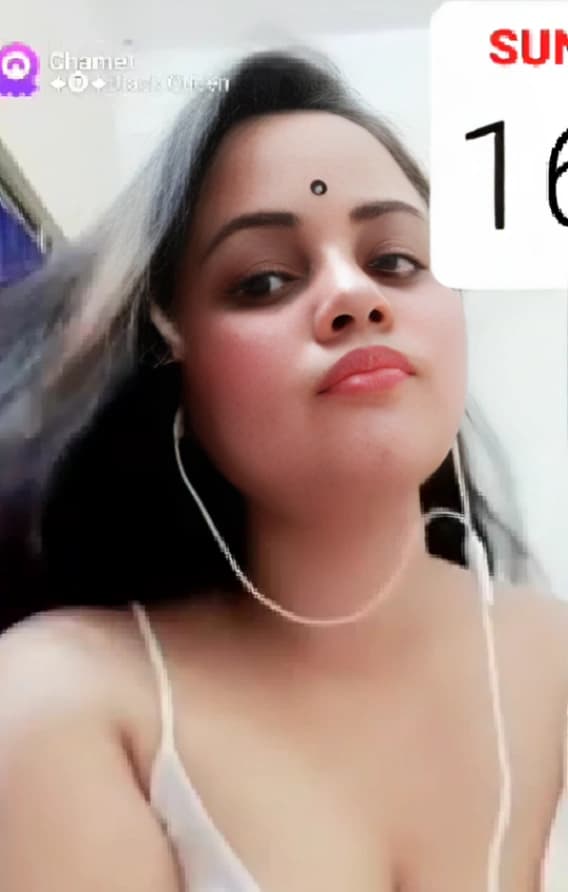 Featured image for Beautiful Desi Girl White Fairy Chamet videocall