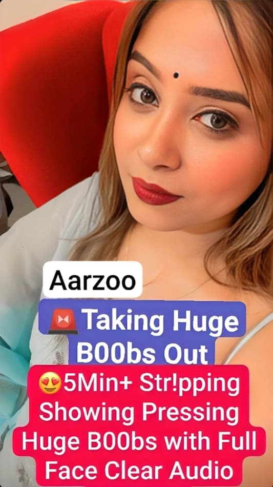 Featured image for Famous Insta Model Aarzoo Nude Stripping on Tango Live - Huge Boobs & Tight Body Show