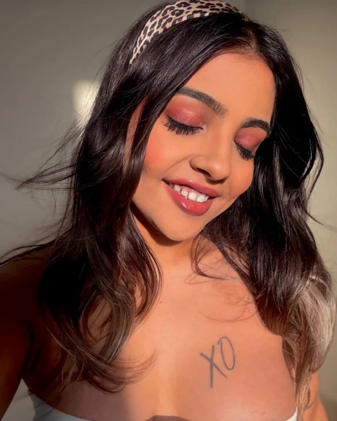 Featured image for Insta Model Charvi Bhatt Nude Shower Video - Spreading Legs and Rubbing Pussy on Floor