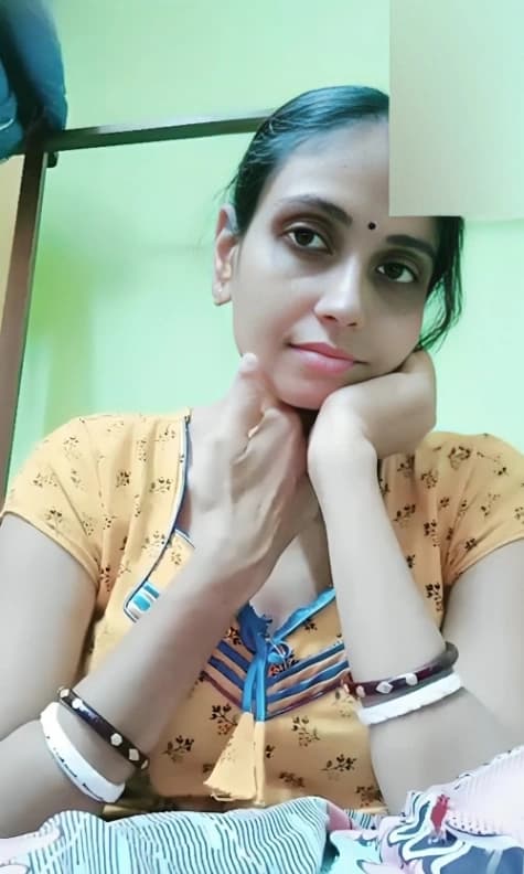 Featured image for Sexy Aunty Mayuri Nude Show and Masturbation on Live Cam Full 15 Mins Video