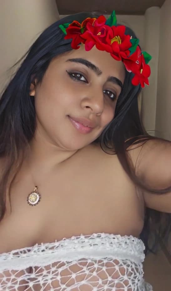 Featured image for South Indian Model Slowly Strips Fully Nude Live For Her Horny Fans