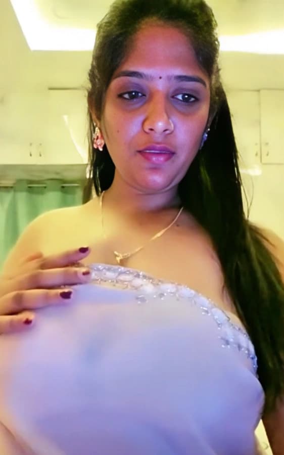 Featured image for Tango Telugu Milf Anu Nude Nipple Slip & Pussy Flash in Transparent Saree