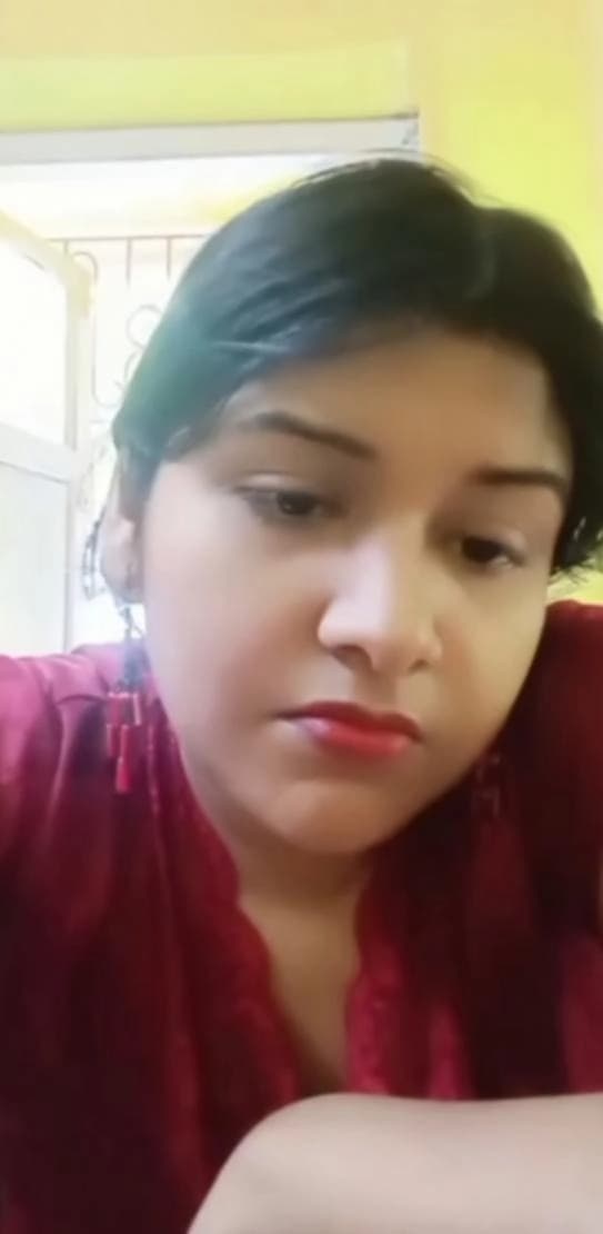 Featured image for Pakistani Chamet cam girl goes nude and shows off her huge boobs and tight pussy