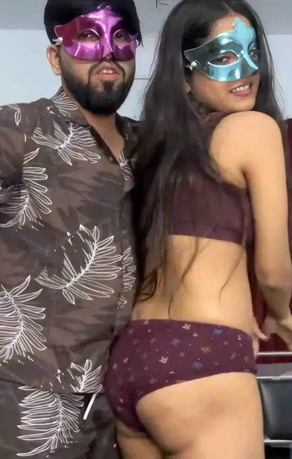 Featured image for Stripchat Babe Gets Her Ass Spanked Hard Blows Cock And Fucked Huge Cums On Pussy Live Show